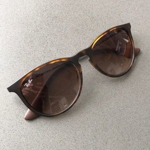 Ray-Ban Erika RB4171 Sunglasses